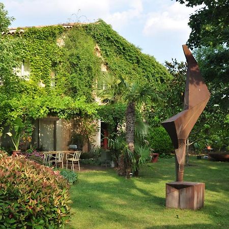 La Mazade de Saint Mamert Exterior foto